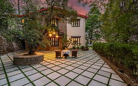 Saffronstays Kashi Villa